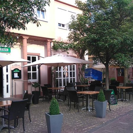 Hotel Loewensteiner Hof Haus Am Neuplatz Вертгайм Екстер'єр фото